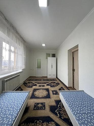 малосемейку: 1 комната, Агентство недвижимости, Без подселения, С мебелью частично — 2