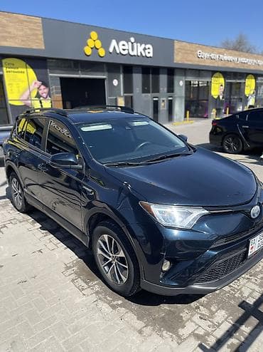 Продажа авто: Toyota RAV4: 2017 г., 2.5 л, Гибрид — 2