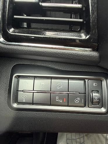 Ssangyong: Ssangyong Tivoli: 2019 г., 1.6 л, Автомат, Бензин, Кроссовер — 7