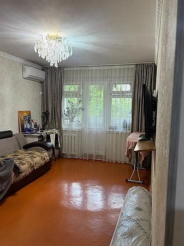 квартира 3 комнатные: 3 комнаты, 58 м², 104 серия, 1 этаж, Косметический ремонт — 5