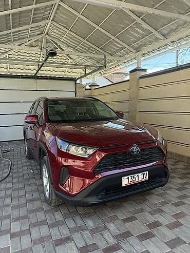hybrid: Toyota RAV4: 2019 г., 2.5 л, Автомат, Гибрид, Кроссовер — 6