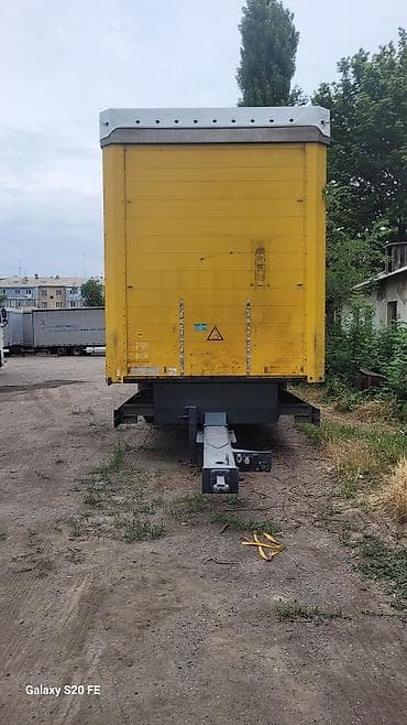 mini cooper: Прицеп, Schmitz Cargobull, Шторный — 3