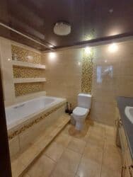 пользовались: 4 комнаты, 160 м², Индивидуалка, 3 этаж, Дизайнерский ремонт — 25