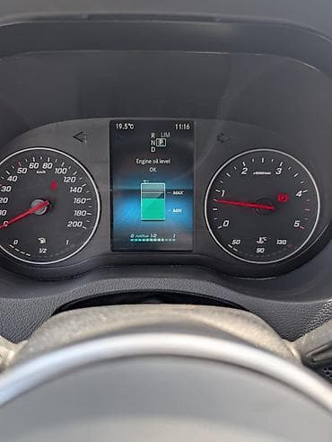 Транспорт: Жеңил жүк ташуучу унаа, Mercedes-Benz, Колдонулган — 7