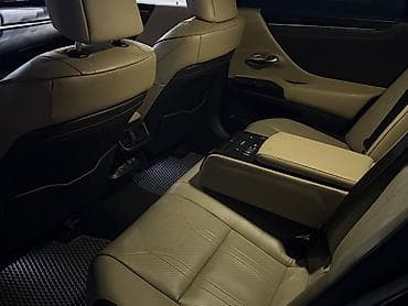 Lexus ES: 2019 г., 2.5 л, Автомат, Гибрид, Седан — 8