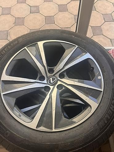 lexus r18: Колеса в сборе 235 / 60 / R 19, Комплект, Литые, отверстий - 5 — 1