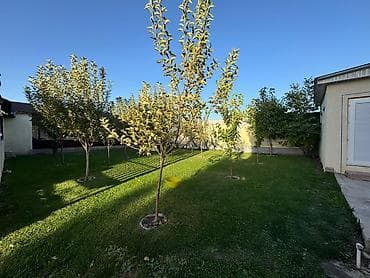 продажа домов ынтымак: На продаже дом 😍 В ж/м Ынтымак🏔️ ♥️Самый лучший район! ◾️2 этажа (есть — 2