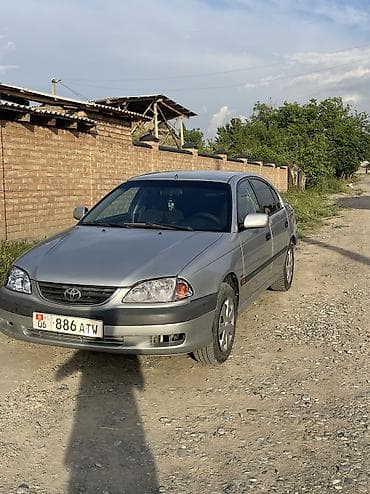 Toyota Avensis: 2001 г., 1.6 л, Механика, Бензин, Седан — 4