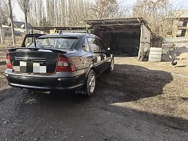 Opel Vectra: 1999 г., 1.6 л, Бензин, Седан