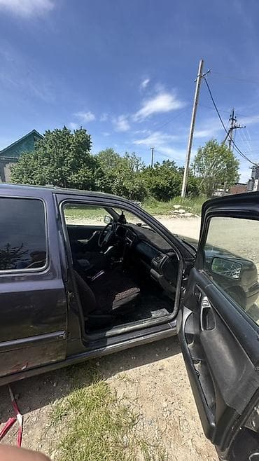 one stop: Volkswagen Golf: 1996 г., 1.8 л, Механика, Бензин, Хэтчбэк — 2