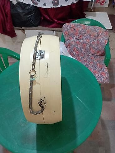 для резки камня: Большие настенные/подвесные часы промышленного типа. - Диаметр — 2