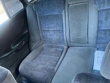 step 2: Mazda 626: 1997 г., 2 л, Ручные, Бензин, Хэтчбэк — 8