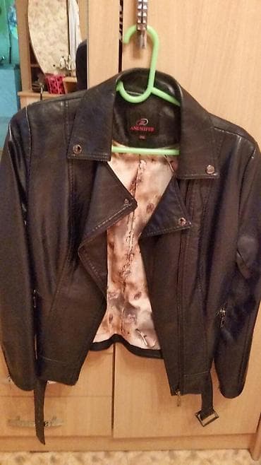 тёмно синего цвета: Кожанная куртка новая 44-46 размер. Цвет темно синий — 1