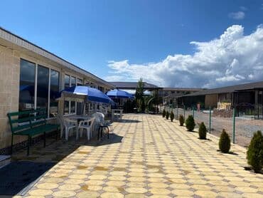 трехкомнатная квартира: Коттедж, ДАЙМОНД ЦО Diamond Resort, Бостери, Парковка, стоянка, Бассейн, Футбольное поле — 2