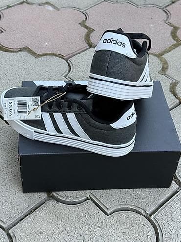 38: Adidas Daily 4.0 Оригинал из США. EU 37.5-38, стелька 24 см. Цена 6500 — 2