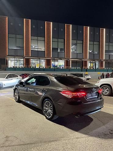 camry 5: Toyota Camry: 2019 г., 2.5 л, Автомат, Гибрид, Седан — 9
