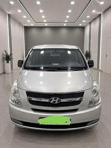 Hyundai H-1: 2010 г., 2.4 л, Автомат, Дизель, Вэн/Минивэн — 1
