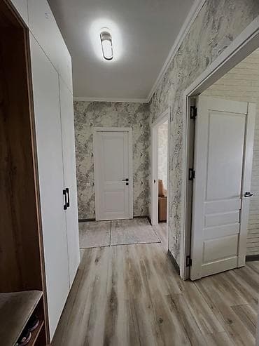 osh flat: 2 комнаты, 60 м², Городская больница №4 (ул. Айни) 107 серия, 1 этаж — 2