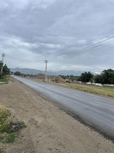 по ленинское: Продаю дом первая линия.Село Жал в Ленинском р-не,учаток по — 5
