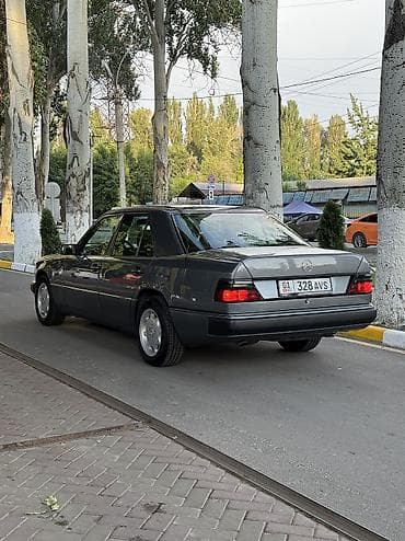 бак на 124 мерс: Mercedes-Benz W124: 1990 г., 2.3 л, Механика, Бензин, Седан — 4