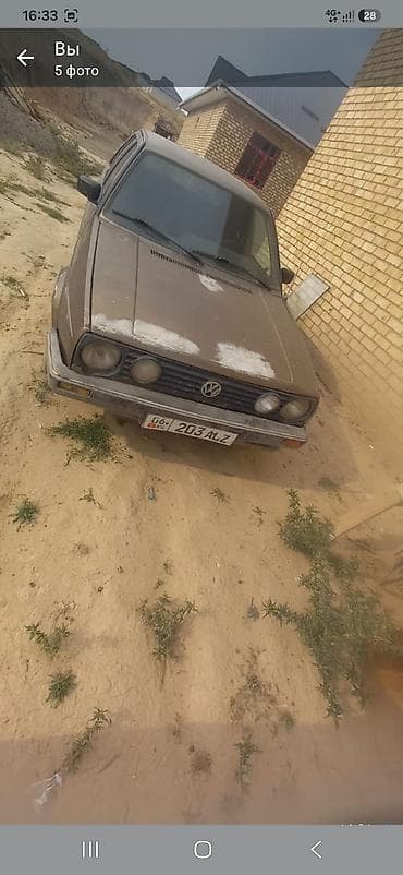 Volkswagen Golf: 1988 г., 1.6 л, Механика, Бензин, Хэтчбэк