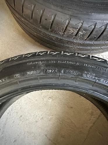 255 40 r20: Пара летних шин 255/40 R20 - Состояние: 85% - Размер: 255/40 R20 - — 4