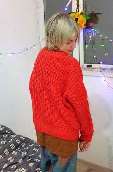вязанный жилет: Тёплый вязаный свитер насыщенный оранжевый на 10-12 лет особенно — 5