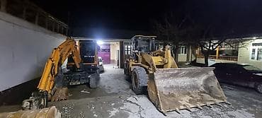 Услуги спецтехники для земляных и строительных работ. В парке: -