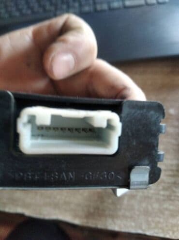 сигнализация с датчиком наклона: Toyota Raum ЭБУ двери, Тойота Раум электронный блок двери — 2