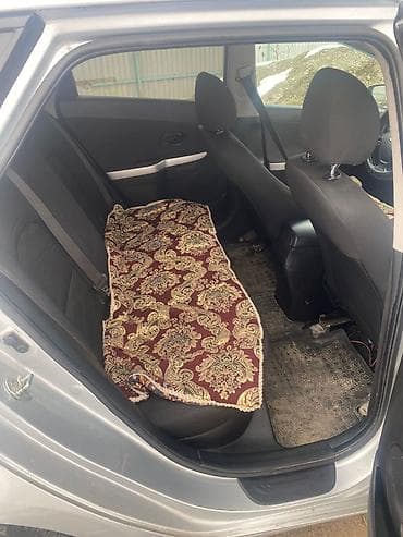 паста б 5: Kia Ceed: 2017 г., 1.4 л, Механика, Бензин, Универсал — 6