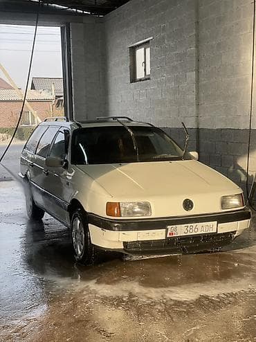 Volkswagen Passat Variant: 1989 г., 1.8 л, Ручные, Бензин, Универсал at lalafo.kg Volkswagen Passat Variant: 1989 г., 1.8 л, Ручные, Бензин, Универсал