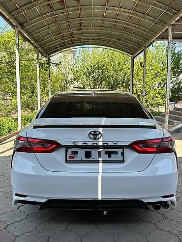 honda stepwgn 2015: Toyota Camry: 2017 г., 2.5 л, Автомат, Бензин, Седан — 6