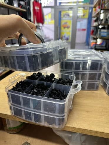 набор рожковых ключей: Набор клипс Клипсы Пистон Наборы: 680шт, 700шт, 710шт В комплекте — 2