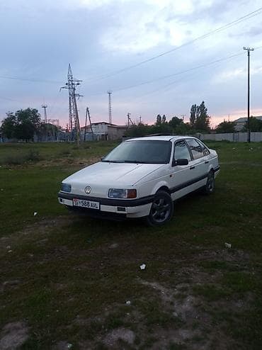 Volkswagen: Volkswagen Passat: 1989 г., 1.8 л, Механика, Бензин, Седан — 8