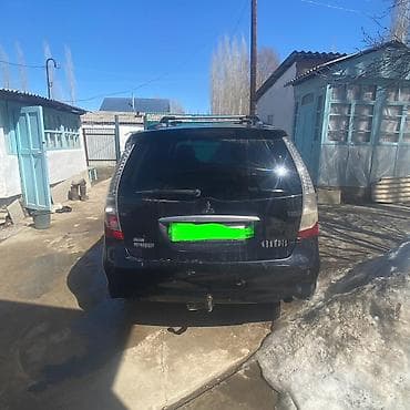 grandis: Mitsubishi Grandis: 2009 г., 2 л, Механика, Дизель, Минивэн — 2