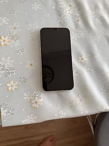 Apple iPhone: IPhone 12, 64 ГБ, Белый, Защитное стекло, Зарядное устройство, Кабель, 75 % — 3