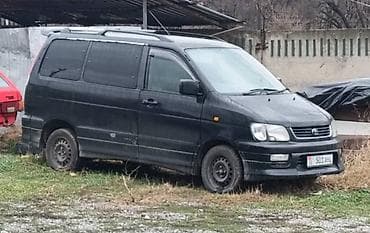 prius 30: Toyota Noah: 2001 г., 2 л, Автомат, Бензин, Минивэн — 2