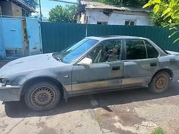 4 тактный: Honda Accord: 1990 г., Бензин, Седан — 4