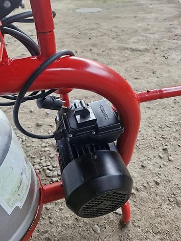 Продаю в идеальном состояние турецкий доильный апарат.почти новый — 5