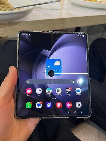 aipad 5 mini: Samsung Galaxy Fold, Б/у, 512 ГБ, цвет - Черный, 2 SIM — 6
