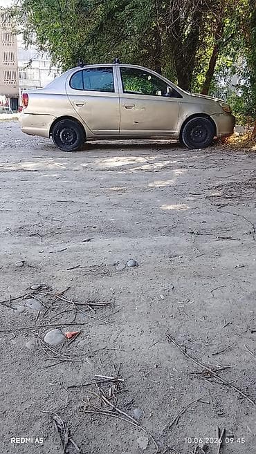 Транспорт: Toyota : 2003 г., 1 л, Автомат, Бензин, Седан — 1