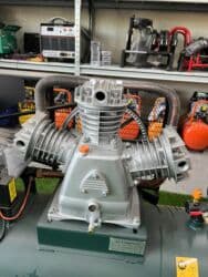 Клеевые пистолеты: Компрессор Электрический, Поршневой, Новый — 13