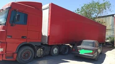 купить двухосный прицеп бу: Тягач, DAF, 2000 г., Тентованный — 1