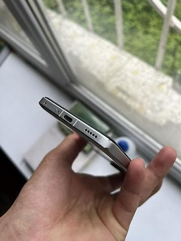 poco g4: Redmi, Redmi K70, Б/у, 256 ГБ, цвет - Белый, 2 SIM — 5