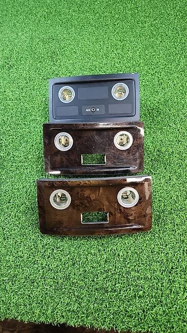 6 951 —-150 Прикуривотель задний Е60 Е61 Год 2007 Цена 500с за шт В