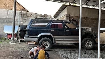 lend cruizer: Toyota Hilux Surf: 1994 г., Внедорожник — 7