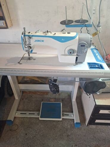 Швейная машина Jack, Полуавтомат