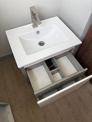 овальное зеркало: Тумба для ванны, Б/у, С раковиной, Дерево, Самовывоз, Платная доставка, цвет - Серый — 5