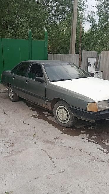 r16 4: Audi 100: 1986 г., Газ, Седан — 4
