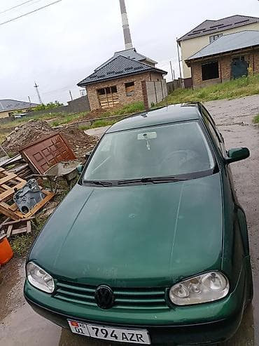 Volkswagen Golf: 2000 г., 1.6 л, Бензин
